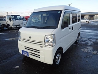NISSAN CLIPPER VAN