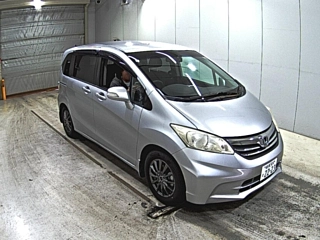 HONDA FREED