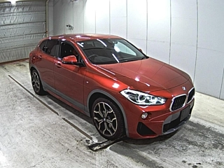 BMW X2