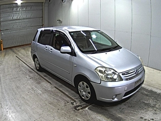 TOYOTA RAUM