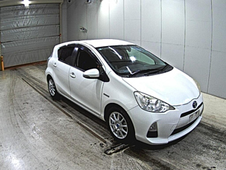 Toyota Aqua 2013