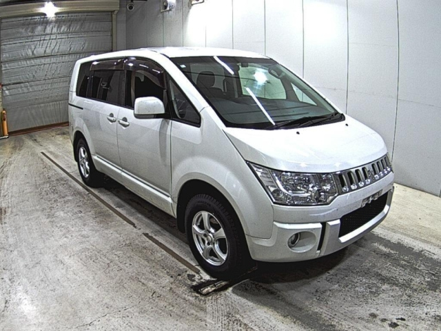 Mitsubishi Delica