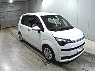 Toyota Spade 2017