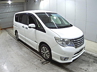 Nissan Serena 2015