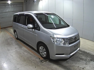 Honda Step-WGN 2012