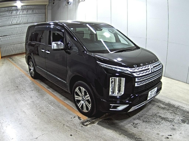 Mitsubishi Delica