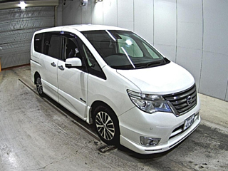 Nissan Serena 2015