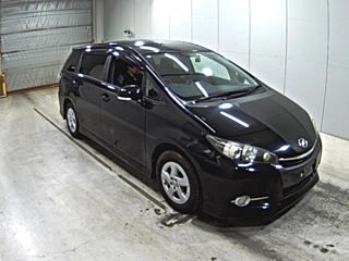 Toyota Wish 2013