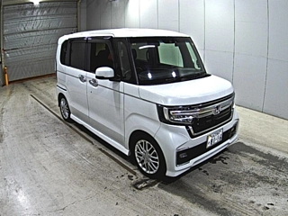 Honda N-BOX 2023