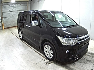 Mitsubishi Delica 2014