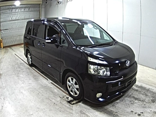 Toyota Voxy 2007