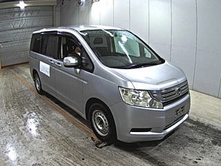 Honda Step-wgn 2011