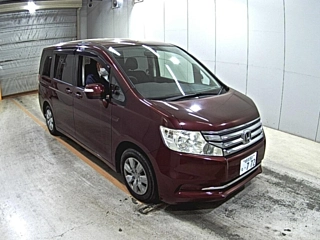 Honda Step Wagon 2013