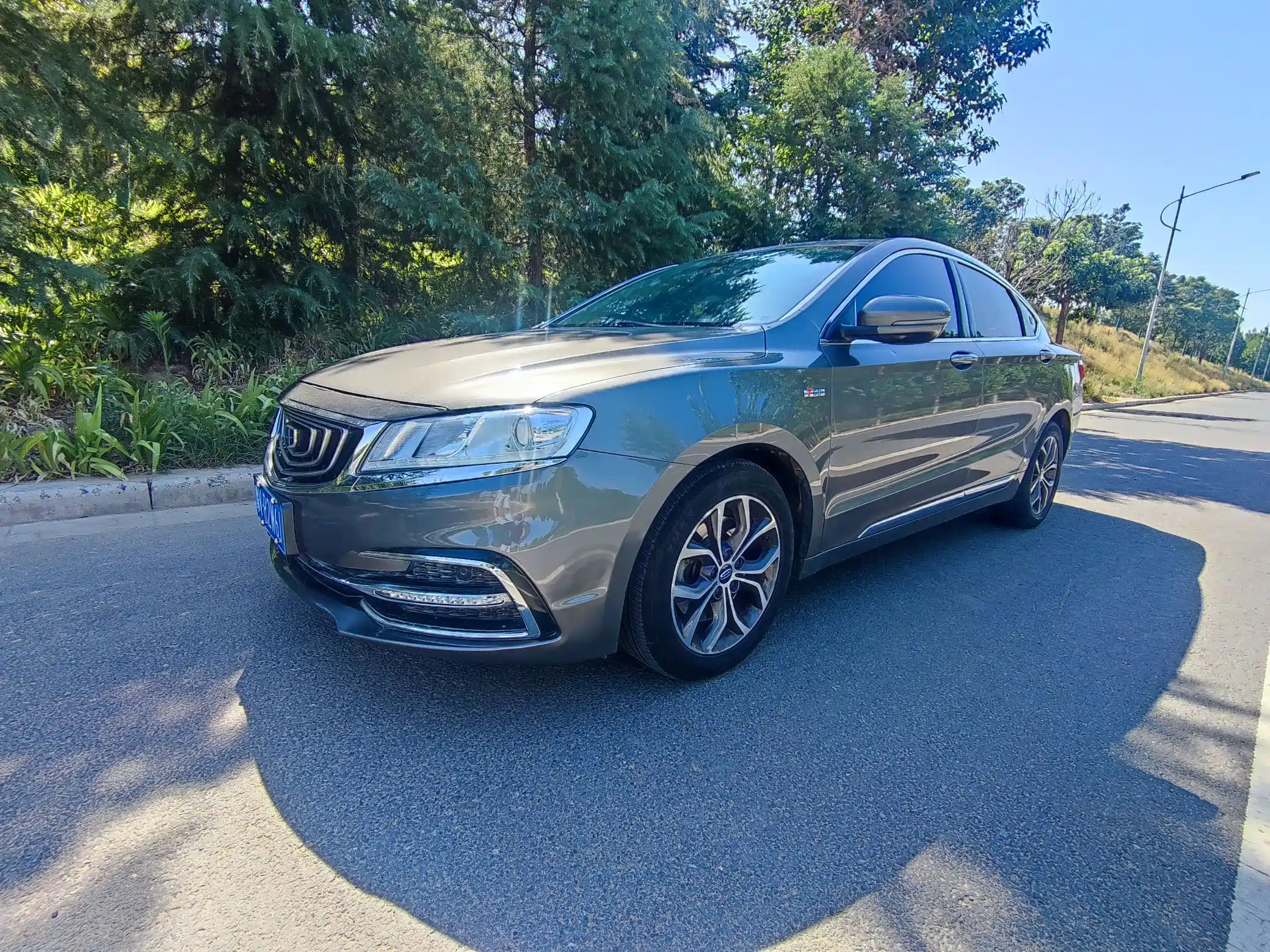 GEELY AUTO BORUI 2017