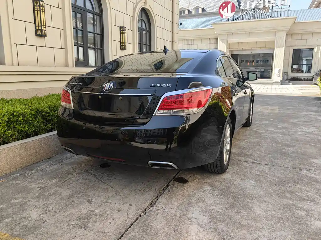 BUICK LACROSSE 2012