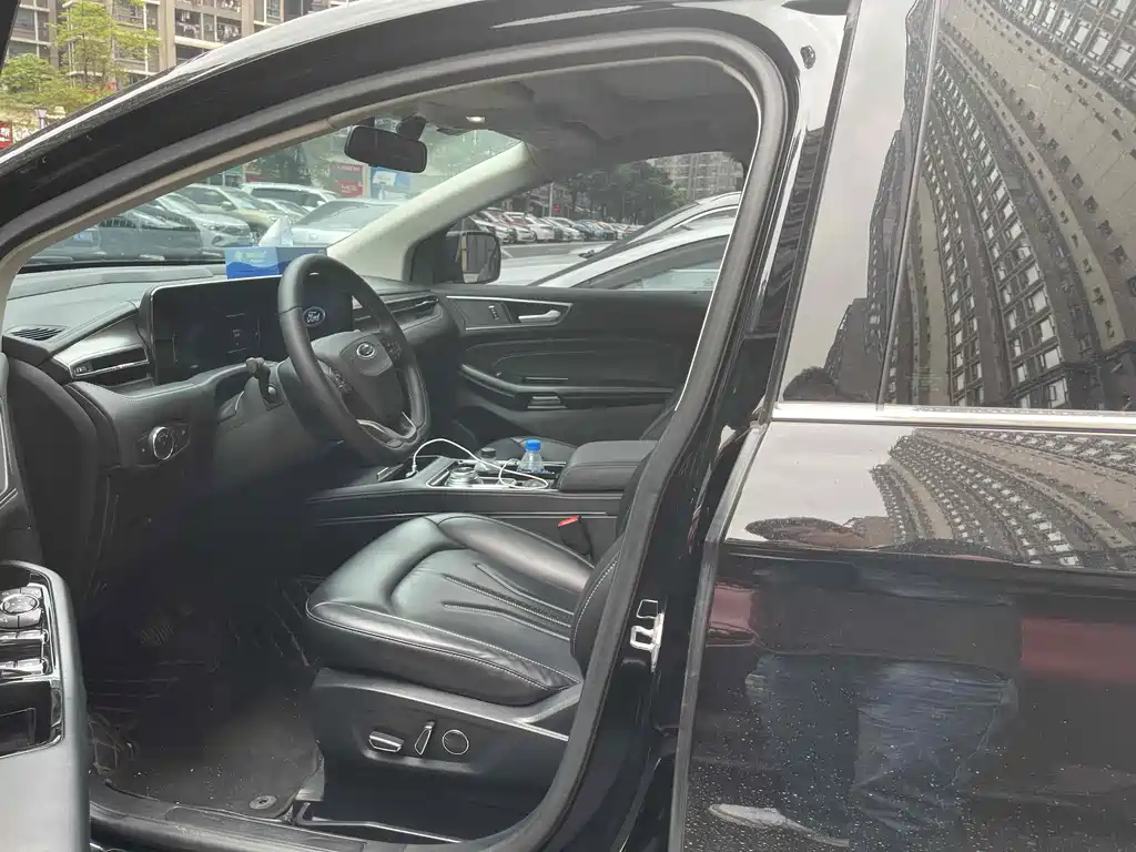 FORD EDGE 2021