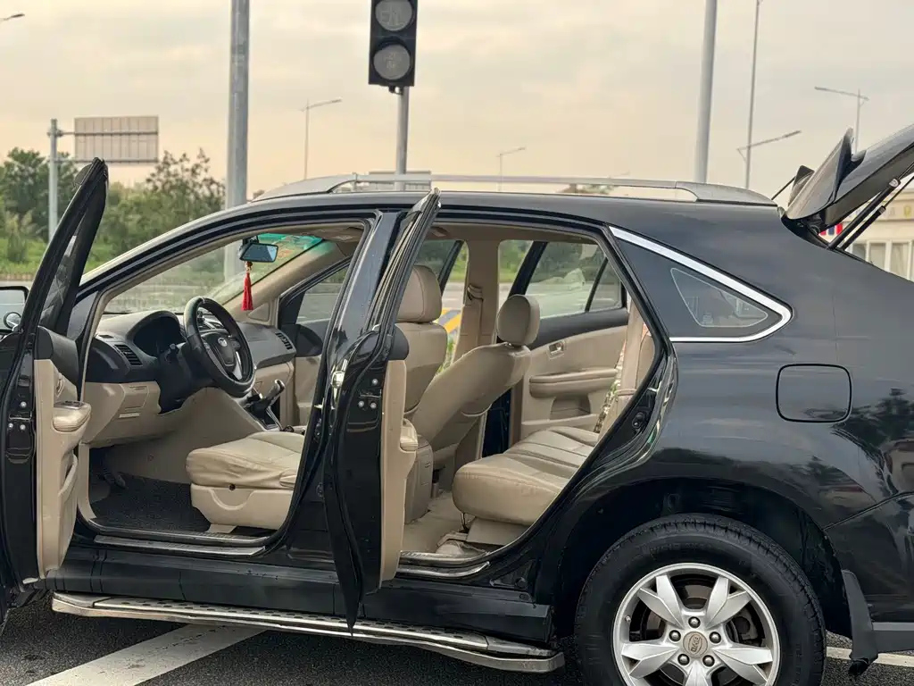 BYD S6 2013