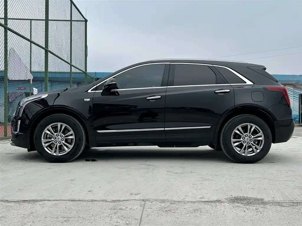 CADILLAC XT5 2021