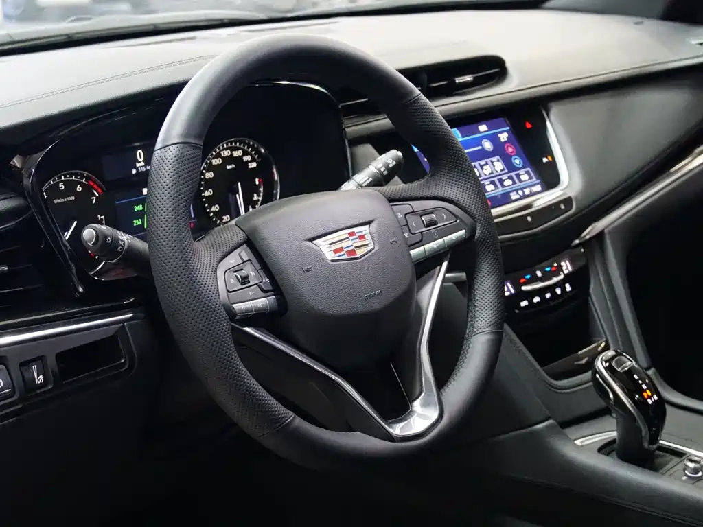 CADILLAC XT6 2020