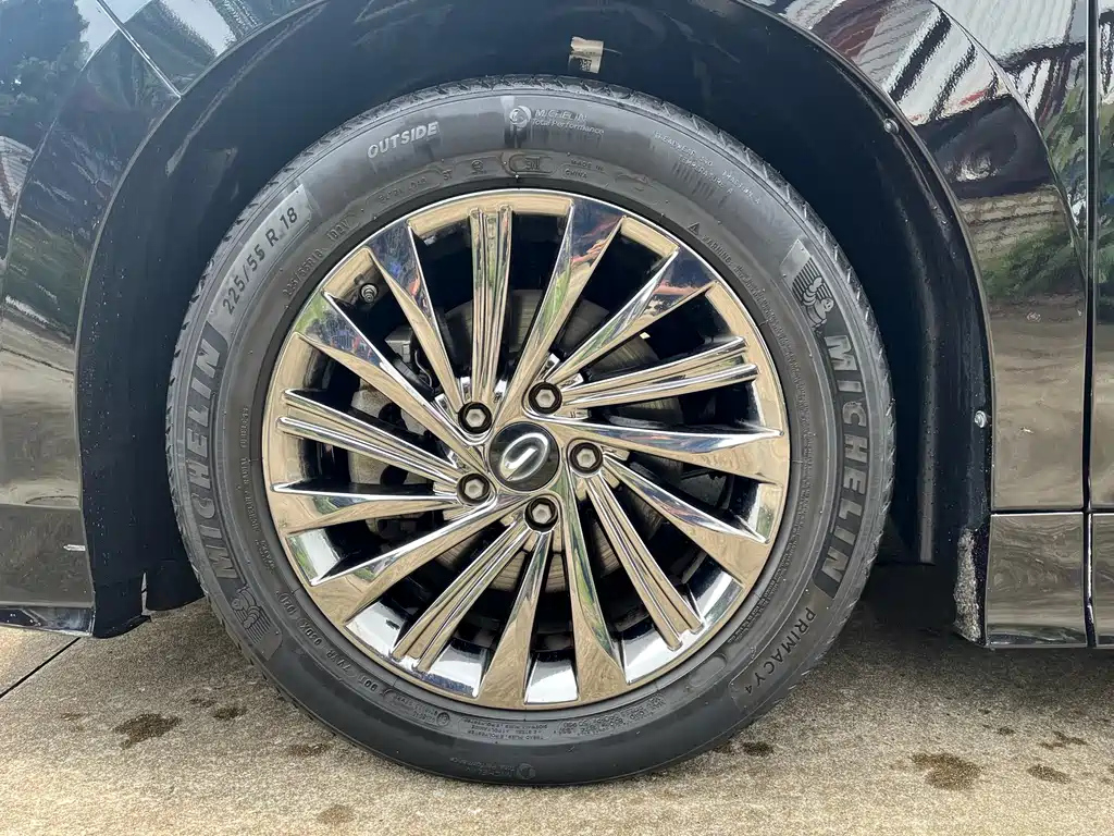 TRUMPCHI M8 2021