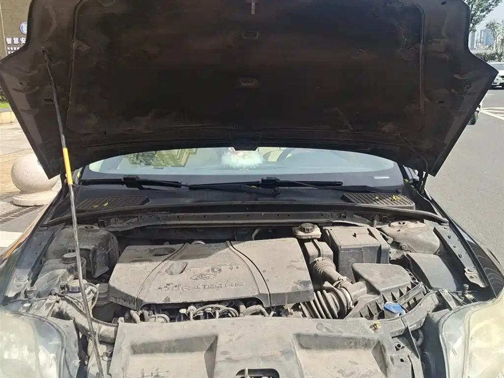 FORD MONDEO - WINNER 2011