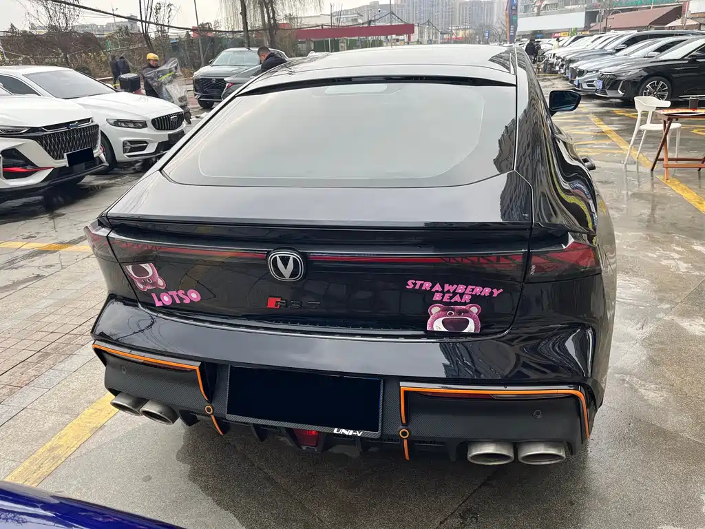 CHANGAN UNI-V 2023