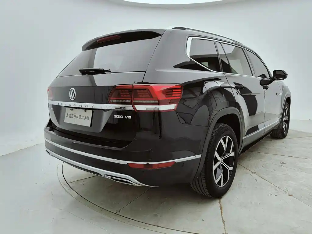 VOLKSWAGEN TOURAN 2020