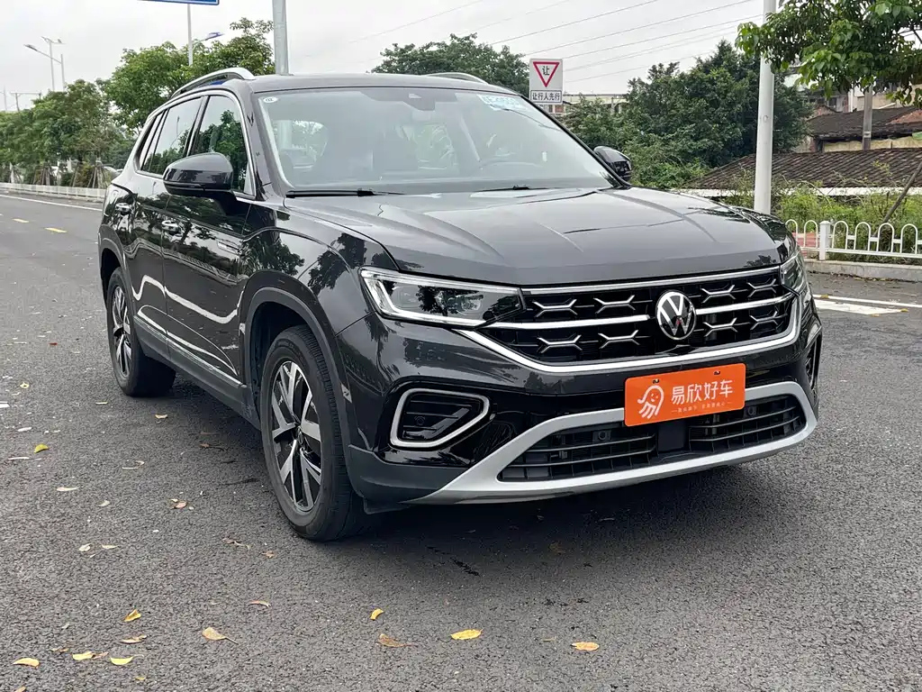 VOLKSWAGEN TAYRON 2023