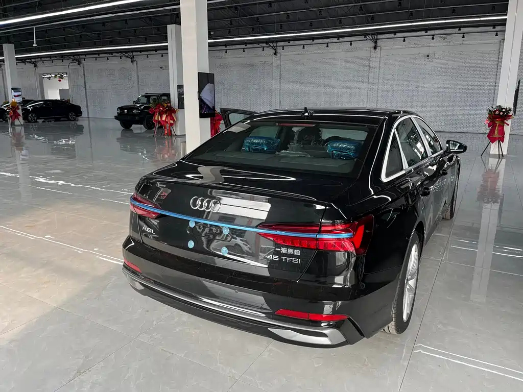 AUDI A6L 2024