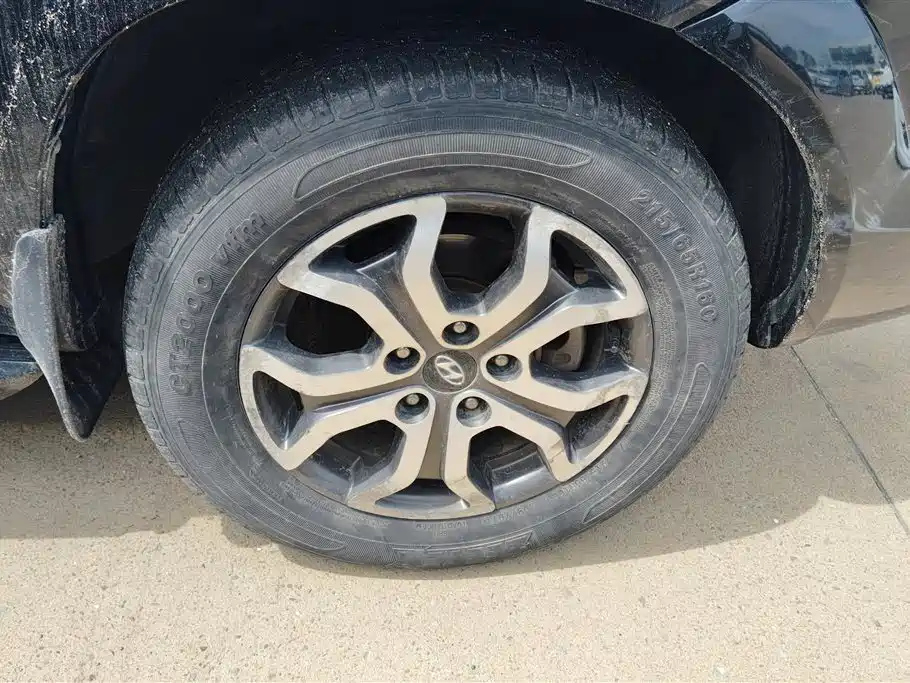 HYUNDAI TUCSON 2013