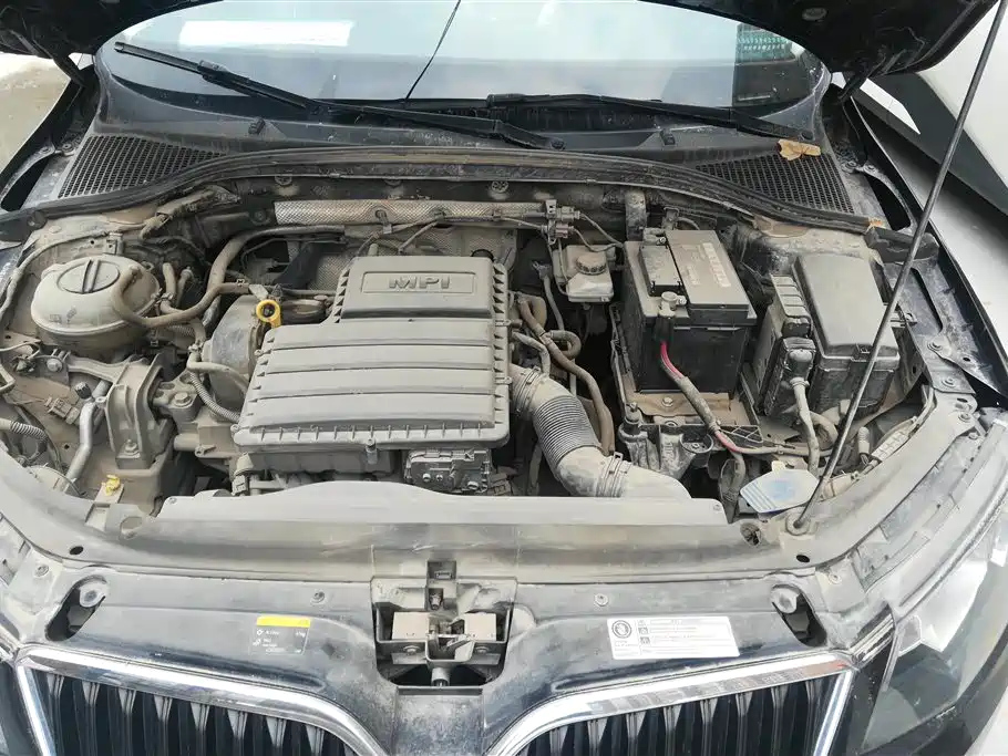 SKODA OCTAVIA 2015