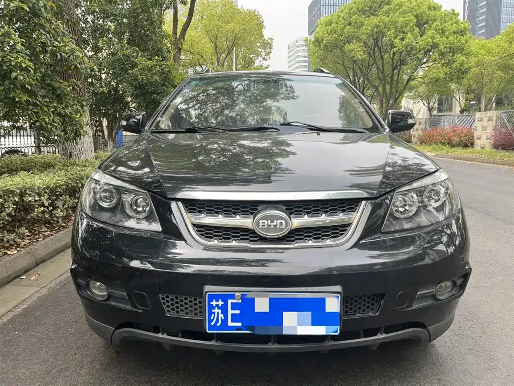 BYD S6 2012