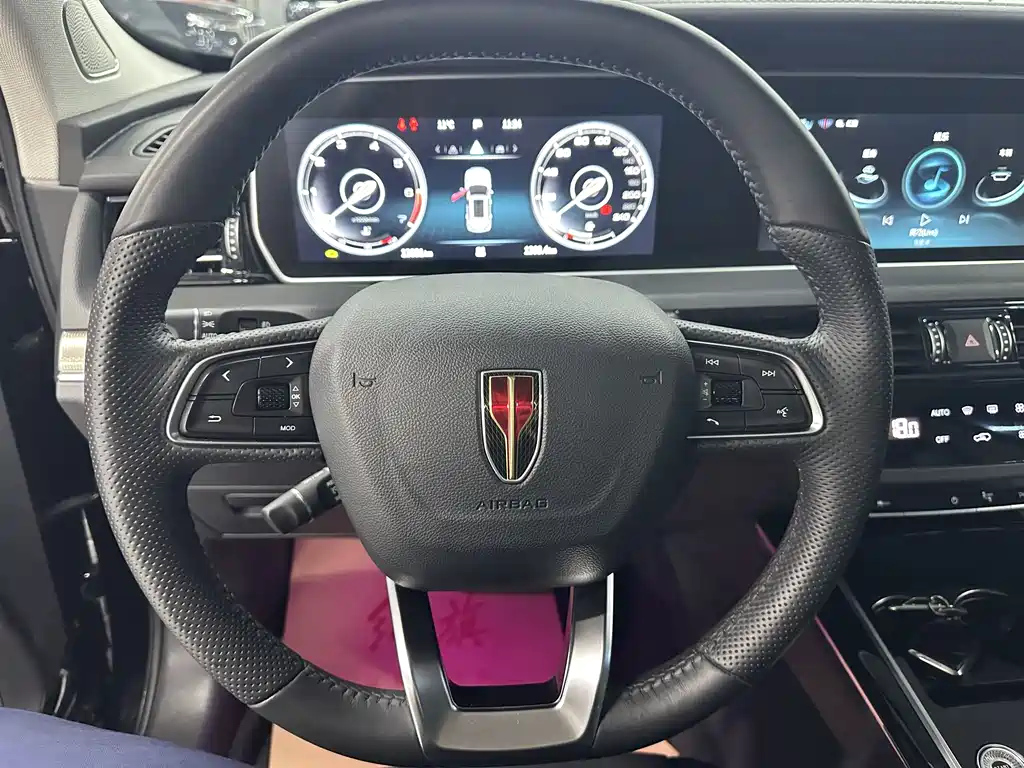 HONGQI HS5 2023