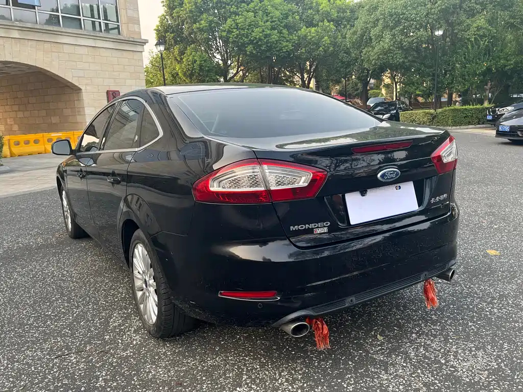 FORD MONDEO - WINNER 2011