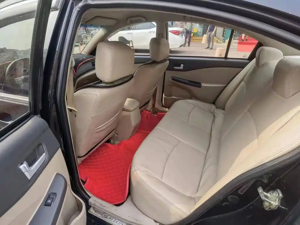 CHERY E5 2011