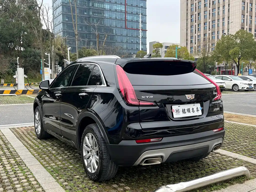 CADILLAC XT4 2019