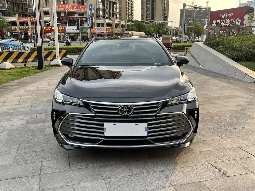 TOYOTA AVALON 2020