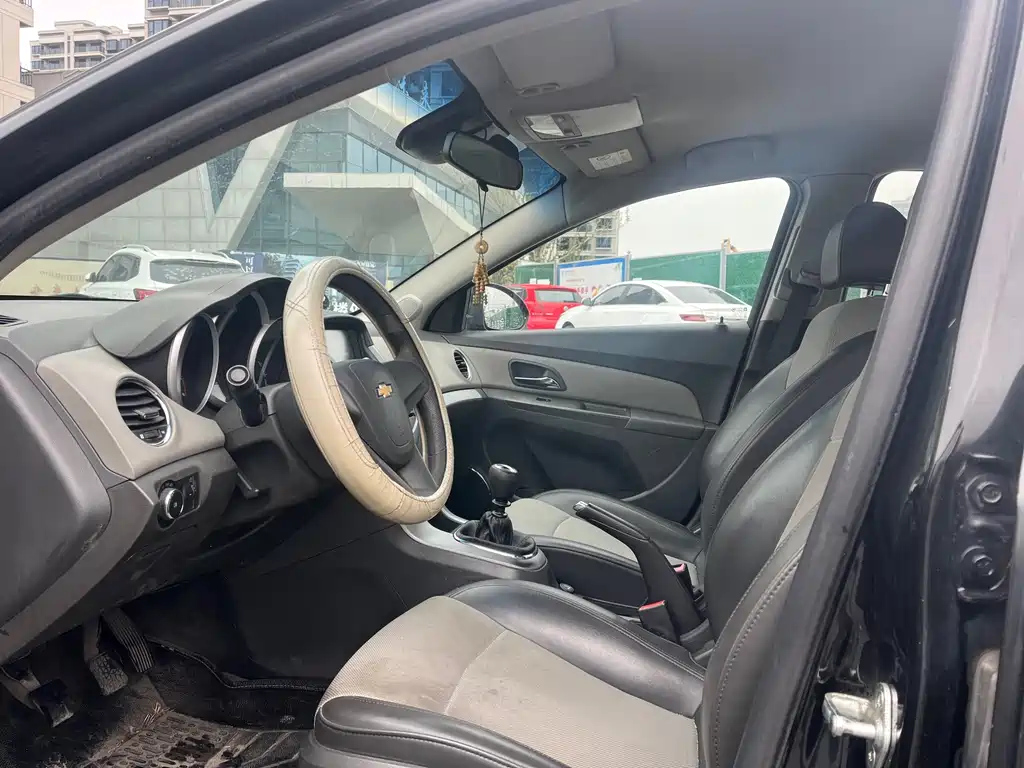 CHEVROLET CRUZE 2014