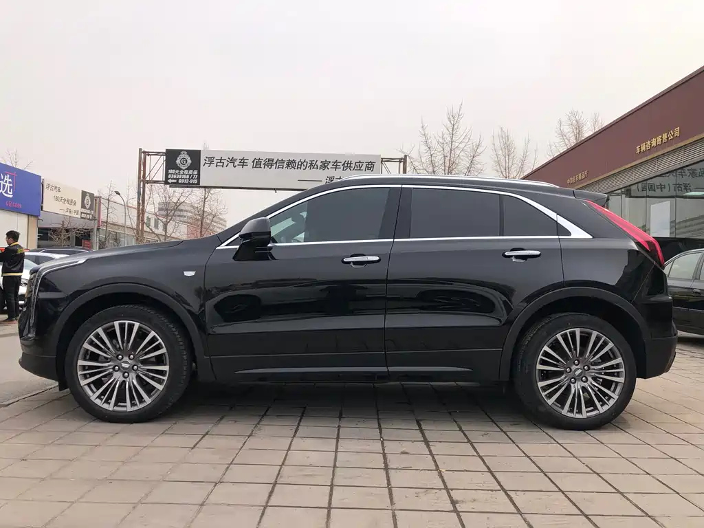 CADILLAC XT4 2024