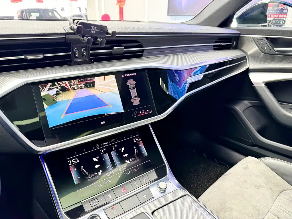 AUDI A6L 2021