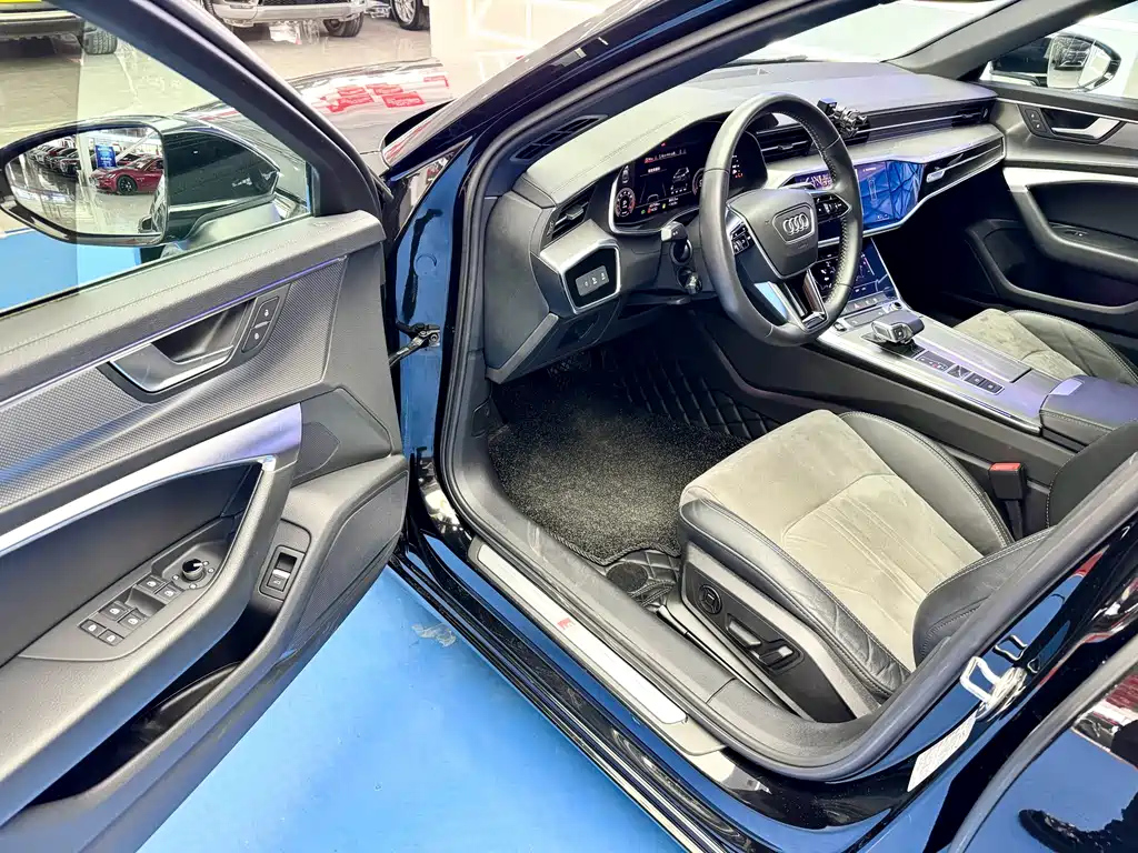 AUDI A6L 2021
