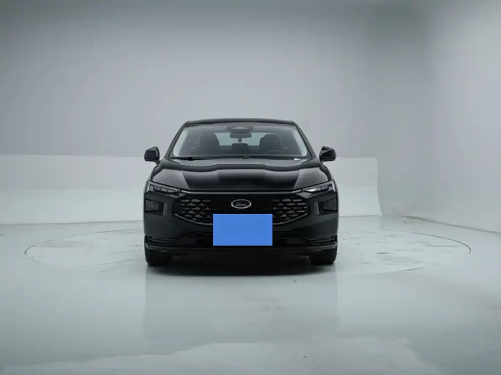 FORD MONDEO 2023