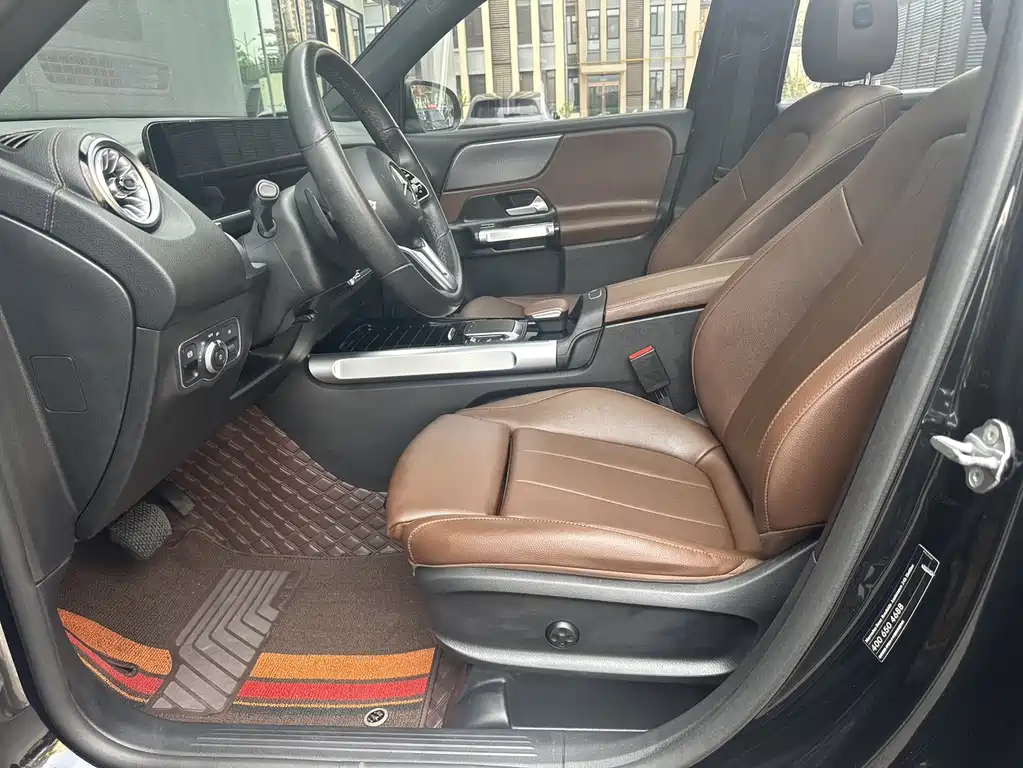 MERCEDES BENZ GLB 2022