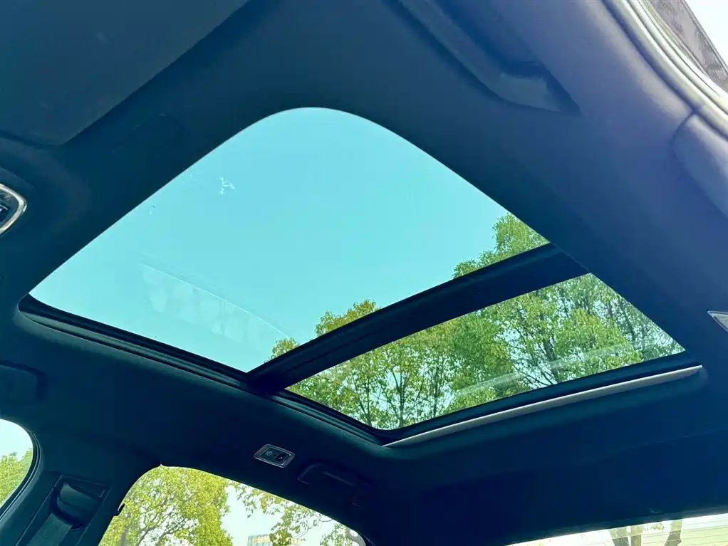 VOLVO S90 2021