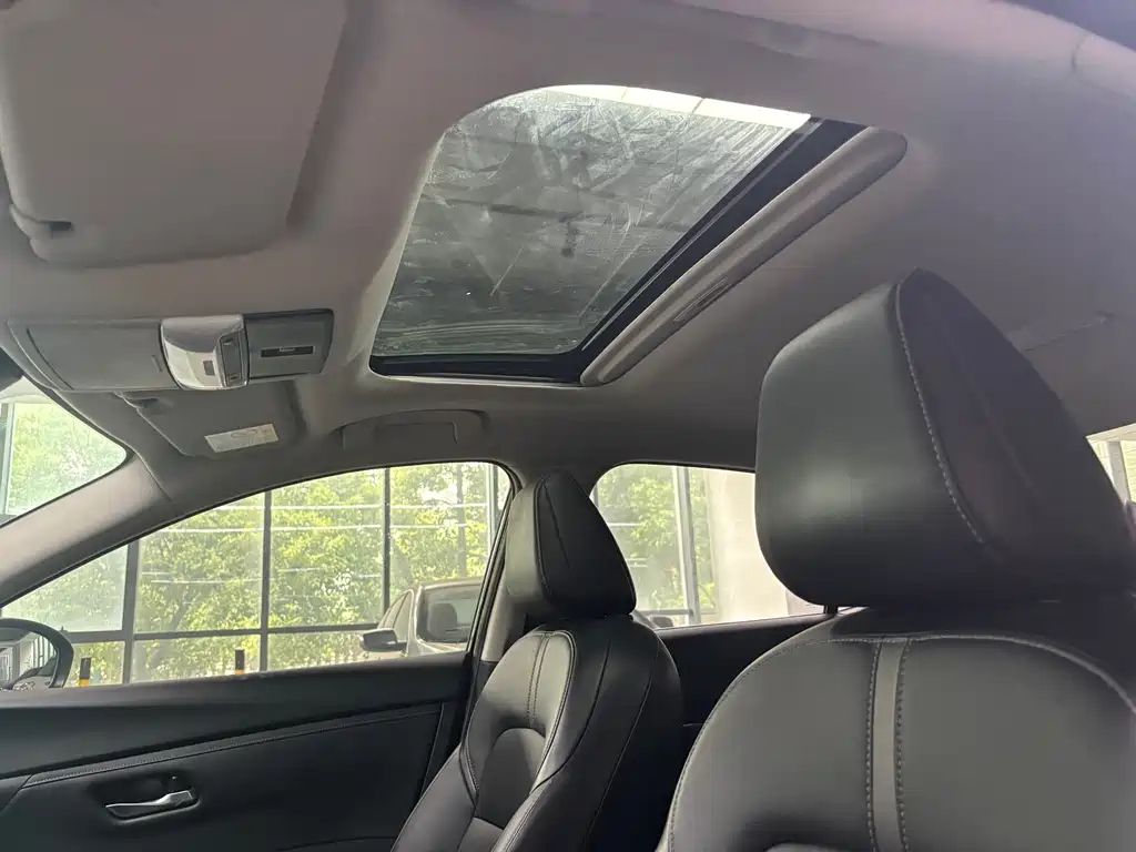 NISSAN SYLPHY 2020