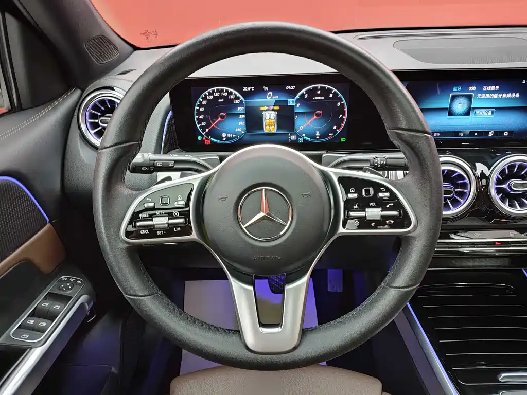 MERCEDES BENZ GLB 2022