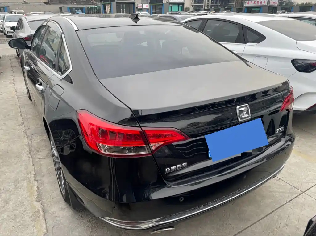 ZOTYE Z700 2016