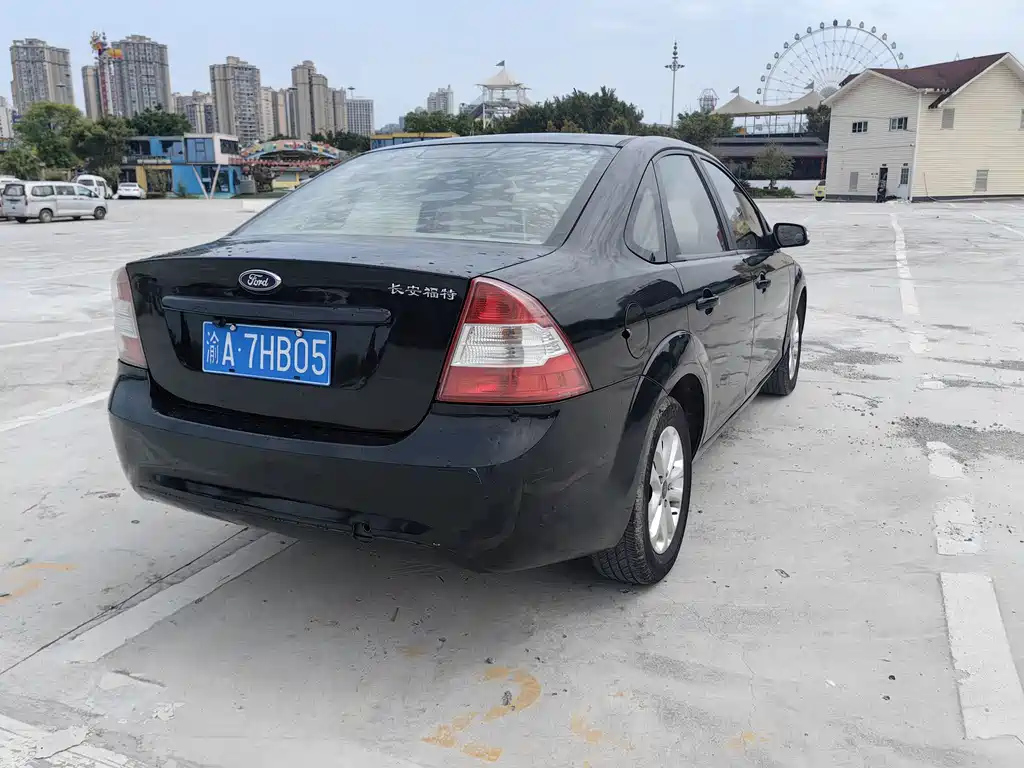 FORD FOCUS 2013