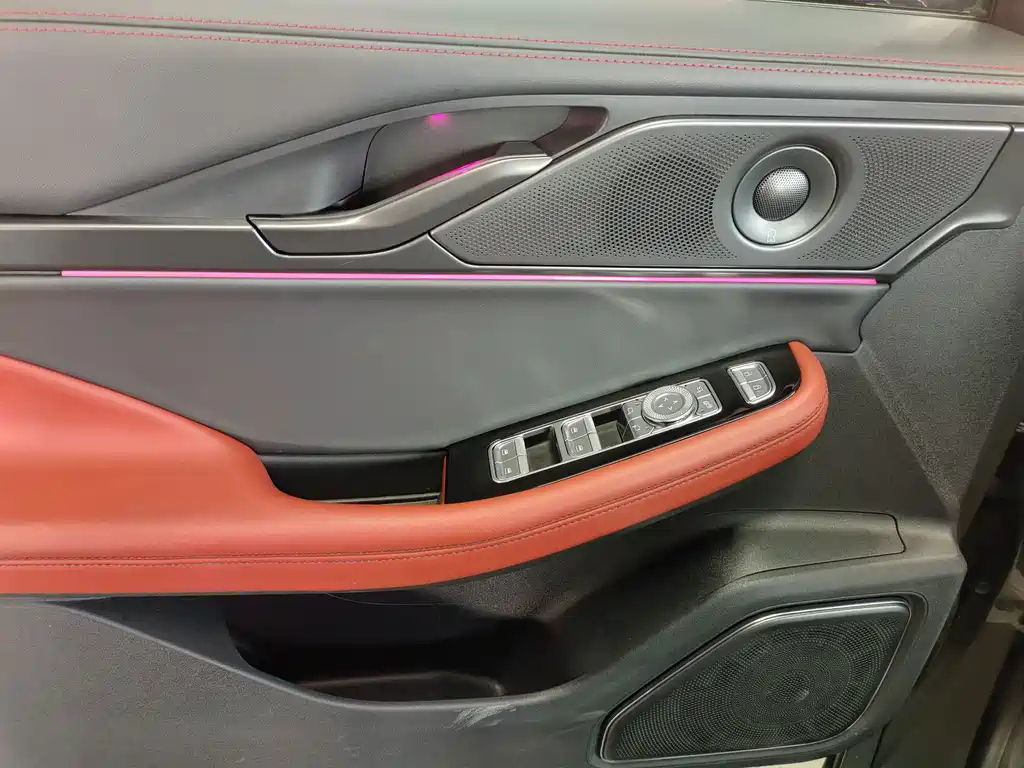 LINCOLN Z 2023