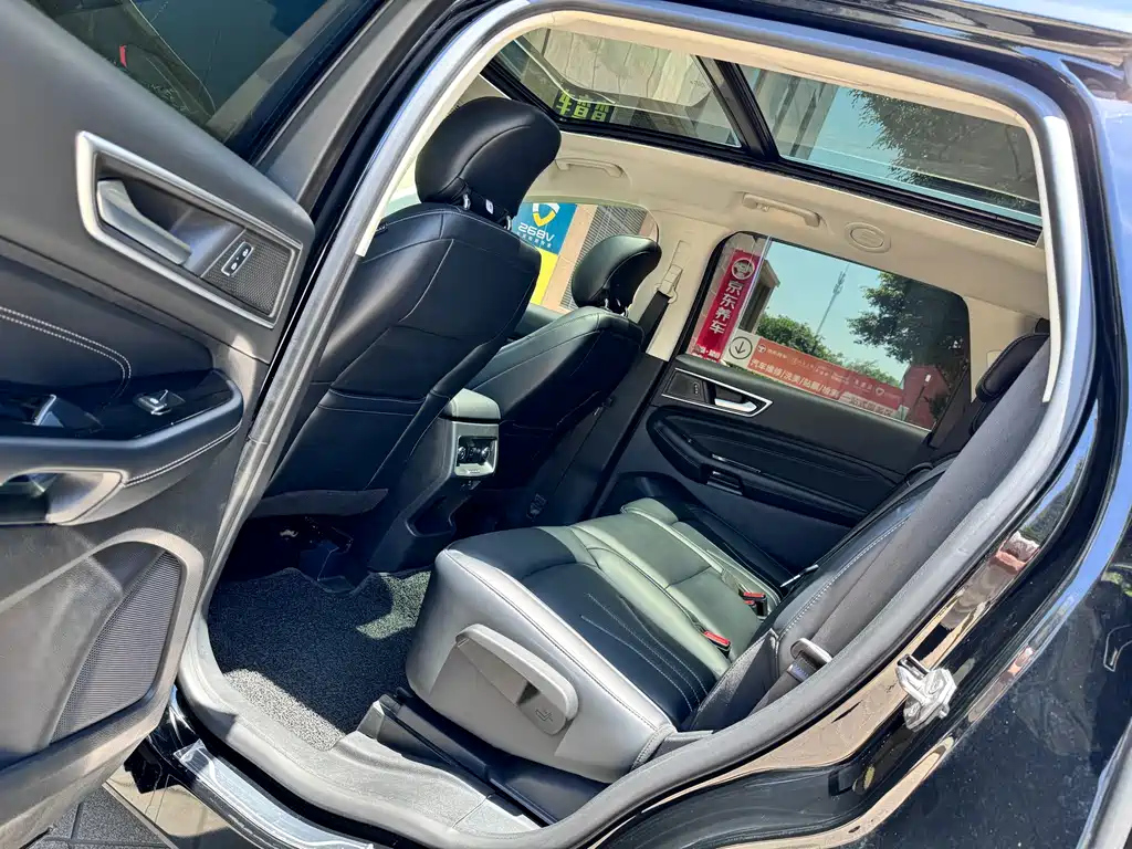 FORD EDGE 2021
